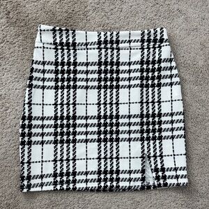 SHEIN Black and White Checkered Pencil Skirt